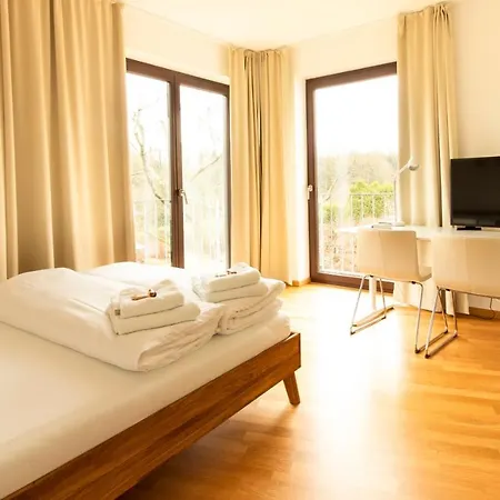 Quiet Nature Near Cologne 2 *